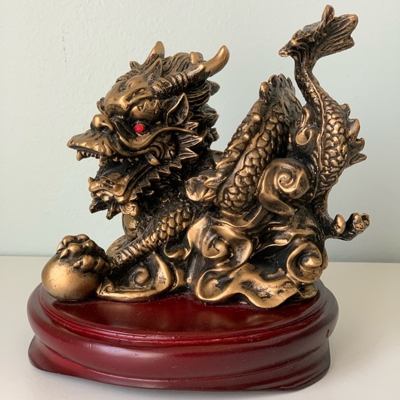 New vintage Golden Bronze Dragon - Picture 1 of 11